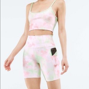NWT Fabletics Tie Dye Set
